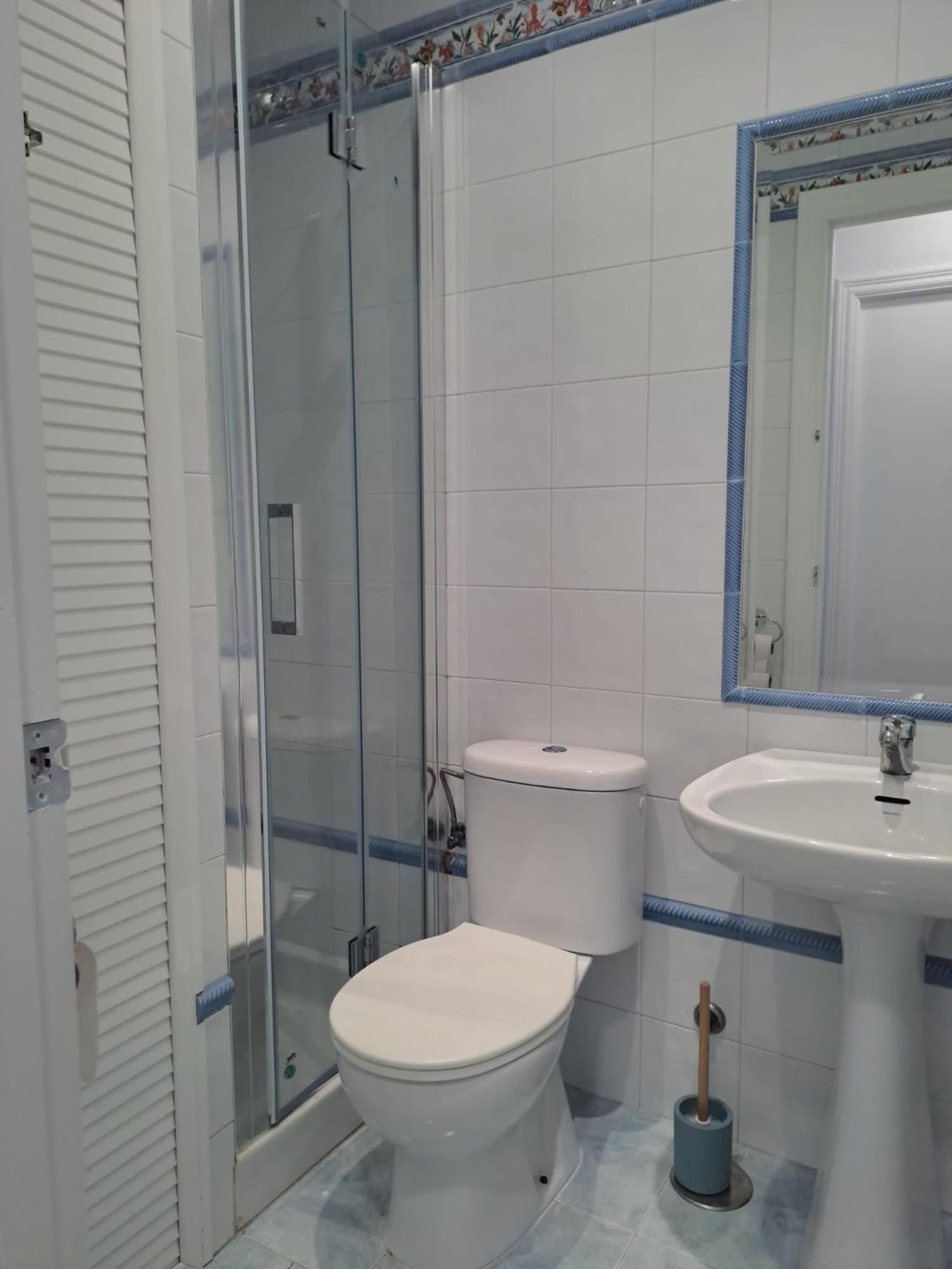 Apartamento Compartido Hab Privadas Playa De La Caleta Cádiz Eksteriør bilde