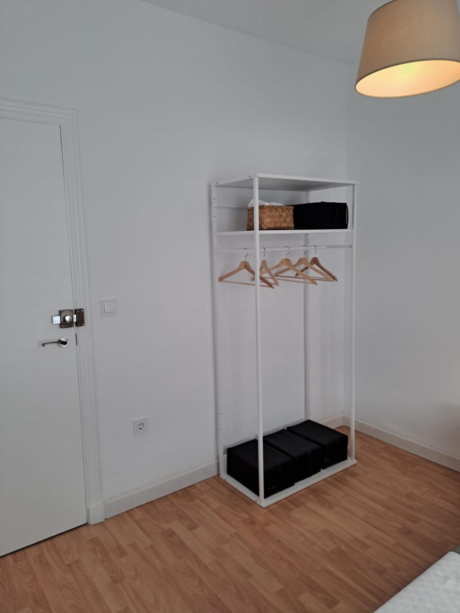 Apartamento Compartido Hab Privadas Playa De La Caleta Cádiz Eksteriør bilde