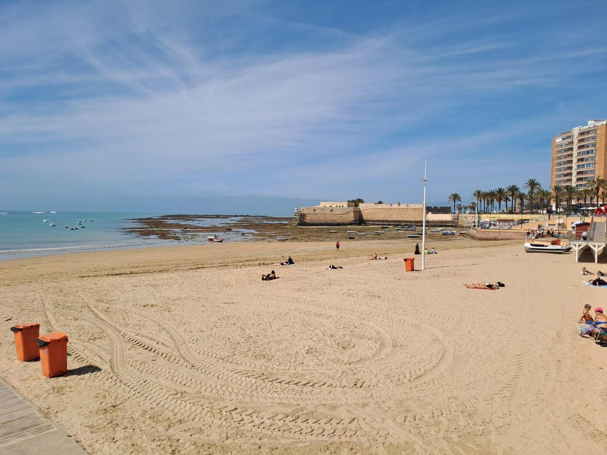 Apartamento Compartido Hab Privadas Playa De La Caleta Cádiz Eksteriør bilde